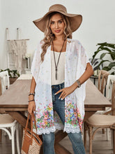 EMERY ROSE Floral Lace Patchwork Casual Fit Women's Casual Summer Top For Holidays